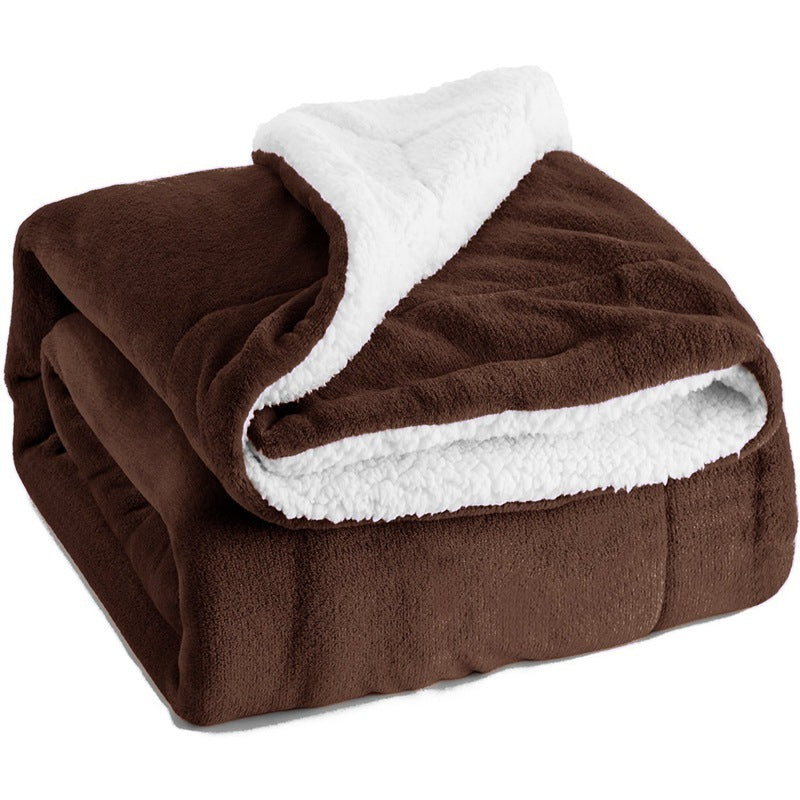 Ultra-soft Sherpa Lamb Blanket. Reversible fleece & sherpa design for all-season warmth. Perfect for bed, sofa & travel.