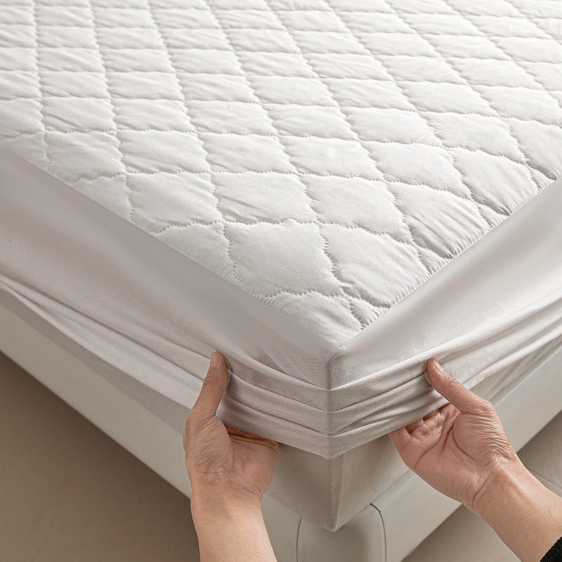 Diamond Lattice Quilted Waterproof Mattress Protector Three-piece Set