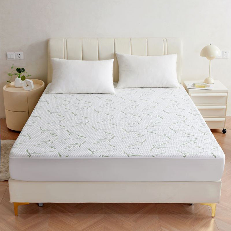 Bamboo Fiber Waterproof Mattress Protector – Breathable Jacquard Air Layer Cover